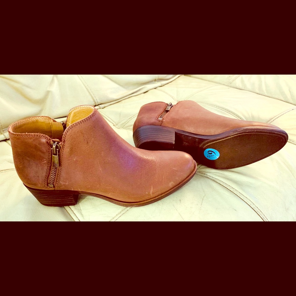 Leather botties